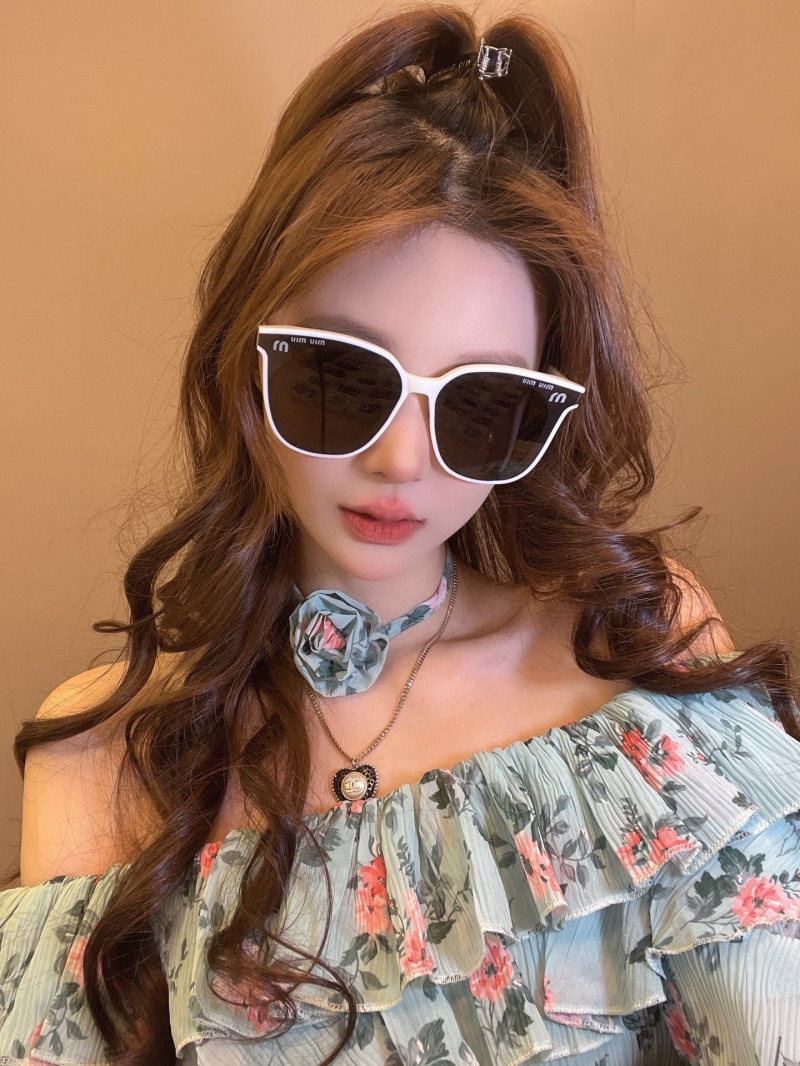 Miu miu Sunglasses